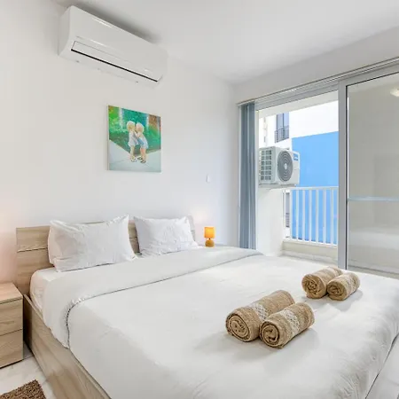 Modern Self-contained In Apartment