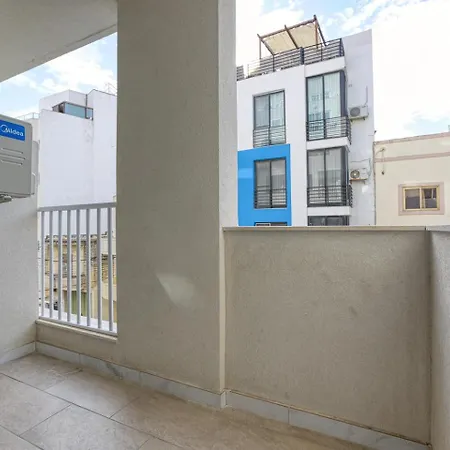 Modern Self-contained In Διαμέρισμα *