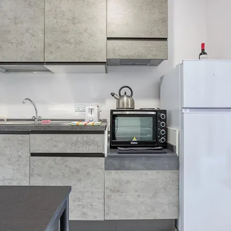 Διαμέρισμα Modern Self-contained In Msida